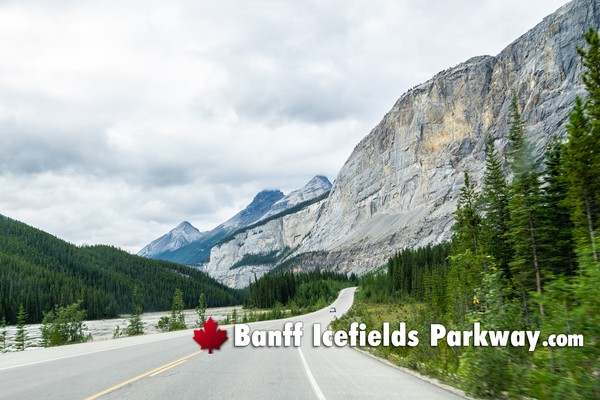 Icefields Parkway During June